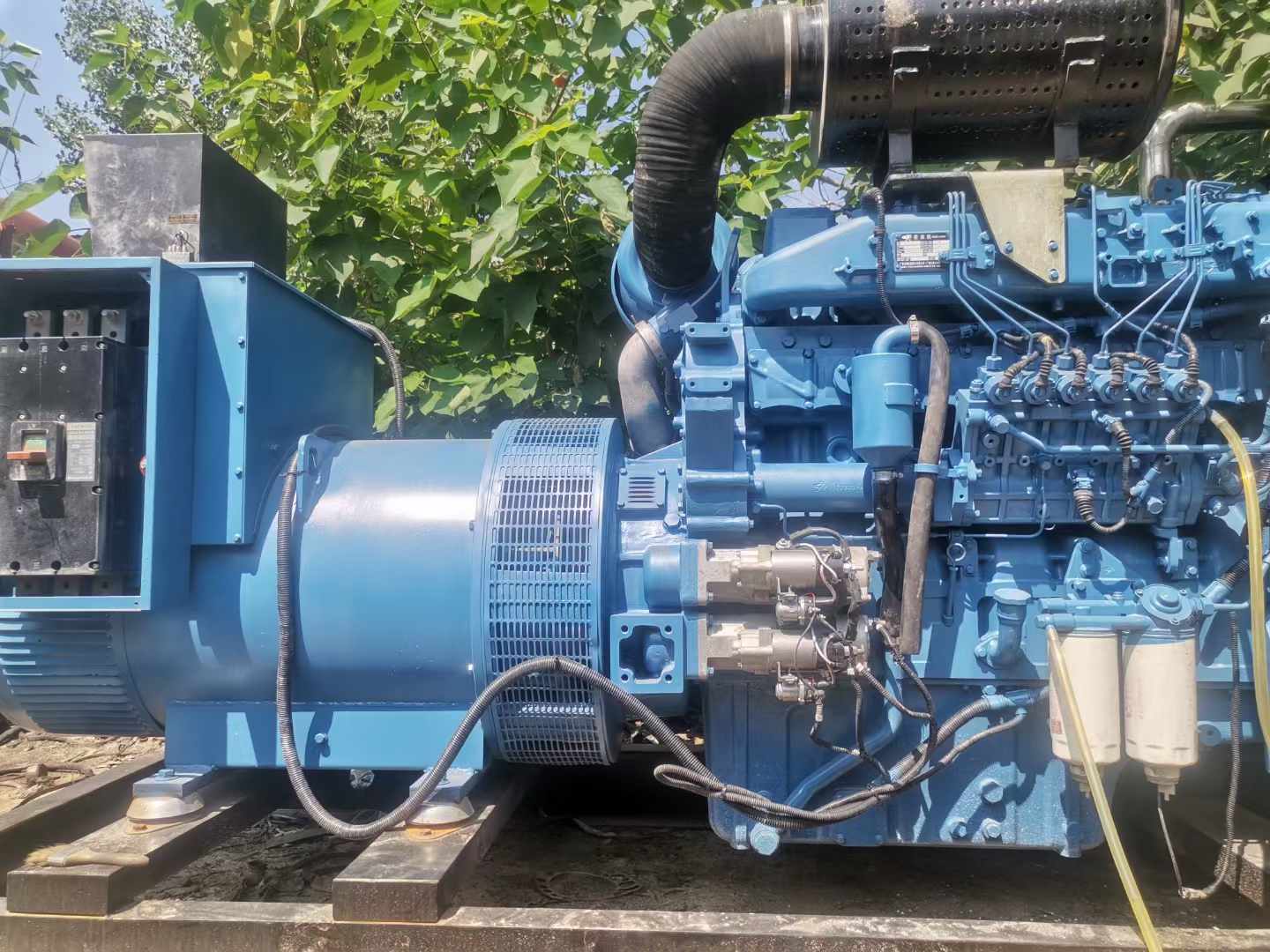 越秀详细说明降低 800kW 柴油发电机输出电流波动的方法