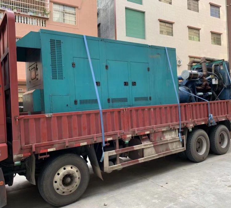 越秀如何在不同负载率下确保 400KW 柴油发电机组的正常运行？