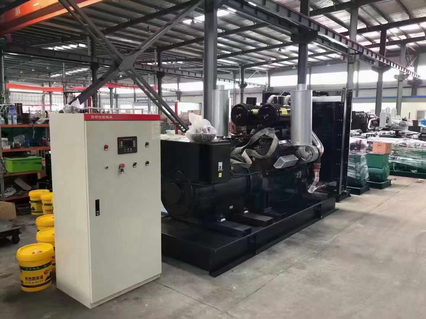 越秀发电机2000kVA 负载需要多大的电缆？